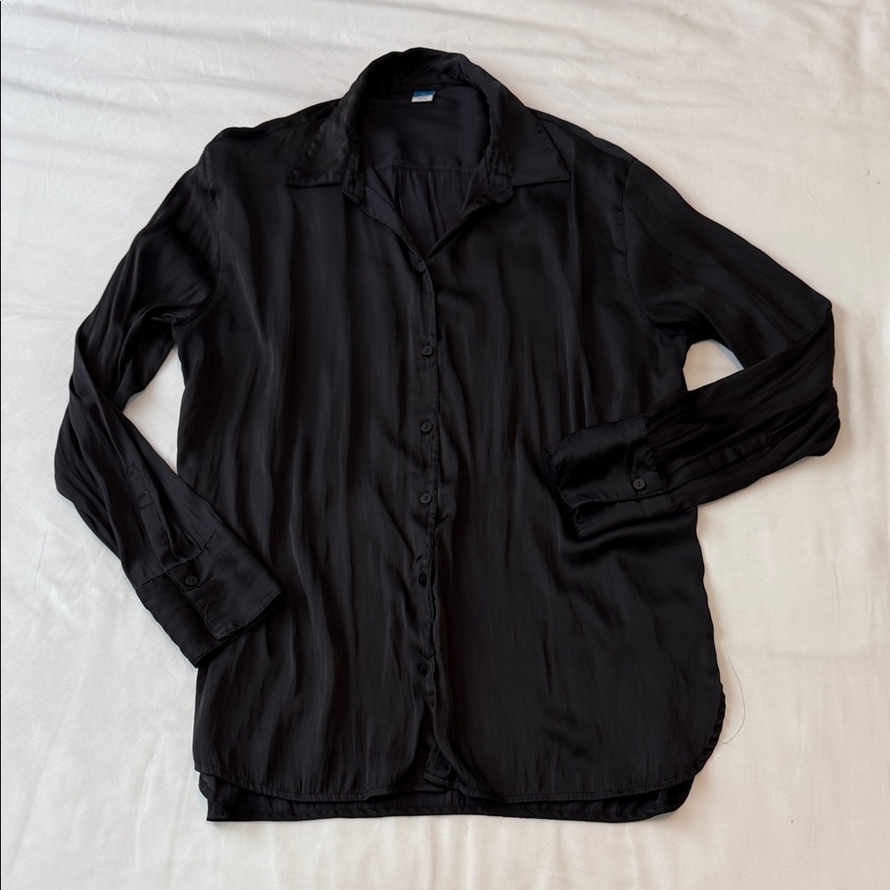 Old Navy Black Long-Sleeve Button-Down Shirt - Relaxed Fit
